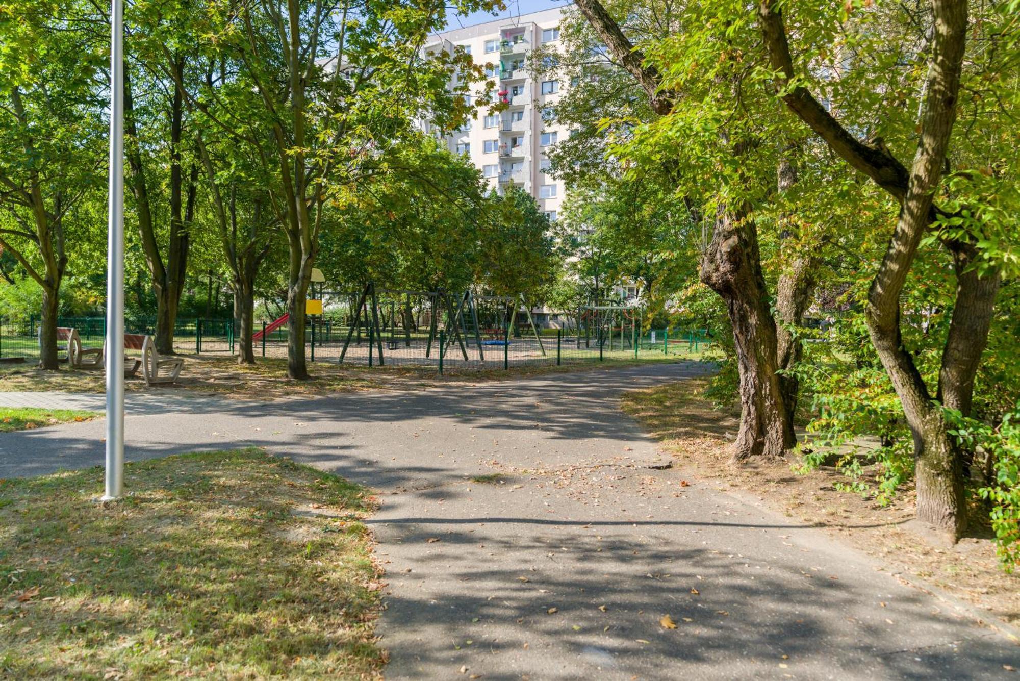 Family Apartments Osiedle Rusa By Noclegi Renters Poznan Dış mekan fotoğraf